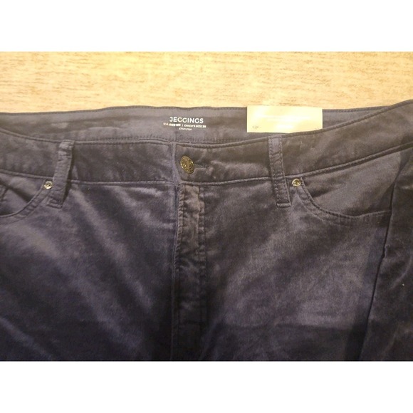 NWT Chico's Jeggings Blue Velvet  Size 3 (L 16) Stretch Fit Casual Fall Leggings - Picture 5 of 11
